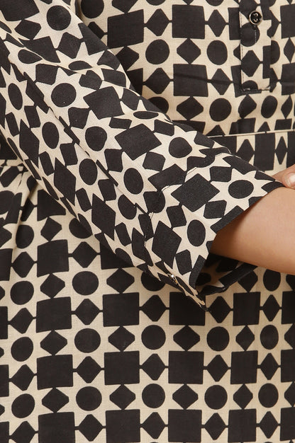 White And Black Geometric Printed Top And Trouser Set - Image 2